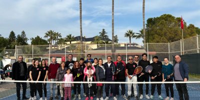 Adana gençlerini sporla barıştıran MKA Akkapı Oluşum, Belediyeler tarafından fark edilmeyi bekliyor!