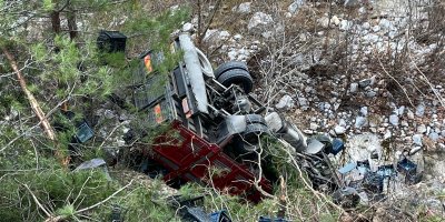 Adana'da kamyonet uçuruma düştü: 1 kişi hayatını kaybetti 1 yaralı