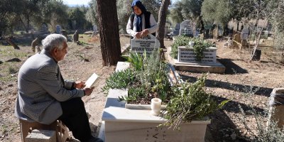 Depremde öğretmen kızını kaybeden acılı baba: "Kızım kalk ben geldim"