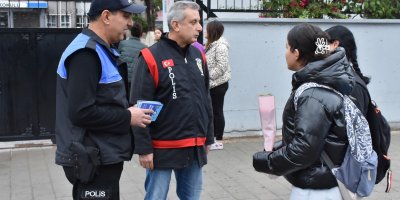Adana’da sokaklarda çocukların ve gençlerin korunmasına yönelik denetim yapıldı