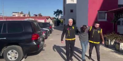 33 yıl hapis cezasıyla aranıyordu, son yaptığı hırsızlıktan sonra yakalandı