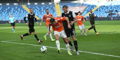 Adanaspor kötü gidişe kendi evinde dur dedi