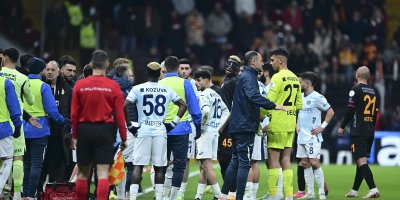 Adana Demirspor-Galatasaray maçında yaşananlar dünya basınında gündem oldu