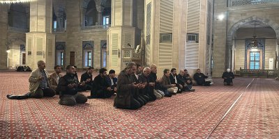 Adanalılar Ferdi Tayfur'un mevlidine ilgi göstermedi