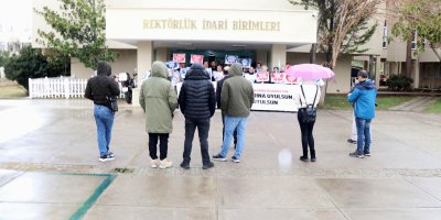 Üniversitede özlük hakkı eylemi