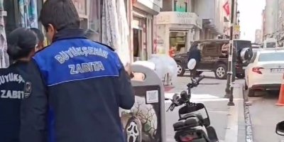 Adana'da zabıta ekiplerinden kaldırım işgali denetimi