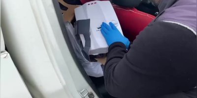 Adana'da şofbene zulalanmış uyuşturucuya 2 tutuklama