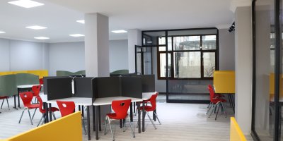 Eski bina modern teknoloji ile donatılan Z kütüphaneye dönüştü