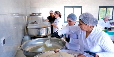 Ceyhan Belediyesinden iftar çadırı yerine evde sıcak yemek uygulaması