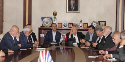 Zeydan Karalar; ''Suriye’de savunmasız silahsız insanlar öldürülüyor, biz yaşananları bir zümreye, mezhebe mal etmiyoruz''