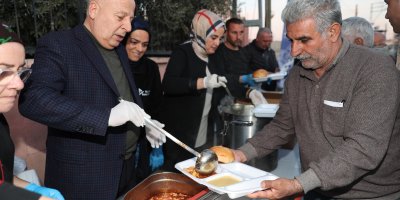 Yüreğir Belediyesinin mutfağı Ramazan'da aralıksız çalışıyor