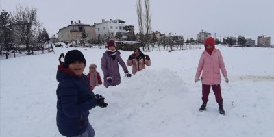 Tufanbeyli'de taşımalı eğitime ara verildi