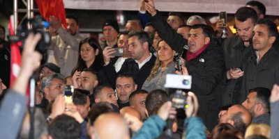 Başkan Tanburoğlu: “Geri adım atmayacağız, demokrasiyi savunacağız.”