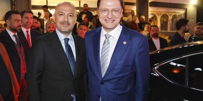 Halit Yerebakan ve Halil Nacar sağlık çalışanları iftarına katıldı