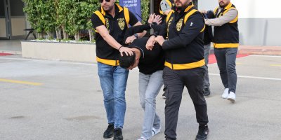 Vefa borcuna karşılık ev kurşunlamış: 3 kişi tutuklandı!