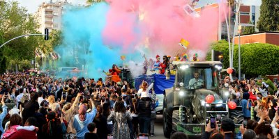 Portakal Çiçeği Karnavalı'nda renkli görüntüler oluştu