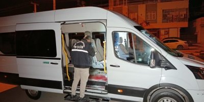 Kebapçıda komi olarak çalışan genç, iş arkadaşı tarafından bıçaklanarak ağır yaralandı