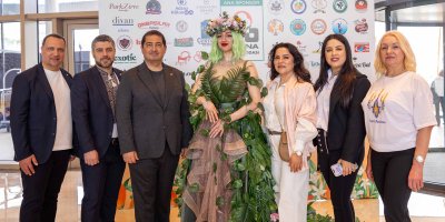 Ukraynalılar Portakal Çiçeği Karnavalında