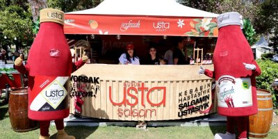 Büyük Usta ve Serfressh, Adana şalgamını geri dönüştürülebilir cam şişelerinde tanıtıyor