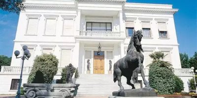 Sabancı ailesinin başını ağrıtacak karar. Köşk satılacak,Sabancı ailesine öncelik tanınmayacak