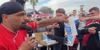 Adana'da fenomen dönerciden skandal karnaval itirafı: "Karnavalın her yeri Hindistan sokak lezzetleri"