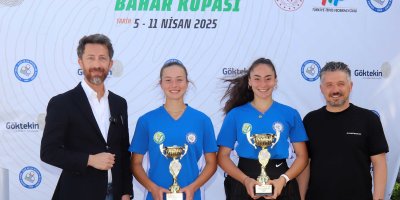 Karnavalda tenis şöleni 