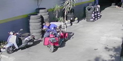 Kovulduğu iş yerinden tamire gelen elektrikli bisikleti çaldı: O anlar kamerada