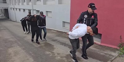 Binlerce hap, 350 kilogram bonzai üretilecek ham madde ele geçirildi: 32 tutuklama