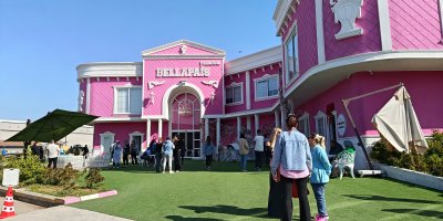 Adana'da güzellik merkezi skandalı patlak verdi, iş yeri yağmalandı