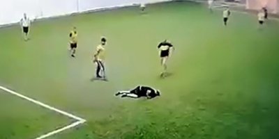 Adana'da acı olay... 3 çocuk babası, halı sahada 'kalp krizi' geçirip hayatını kaybetti!