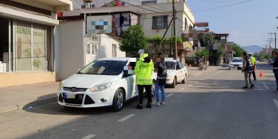 Kozan emniyeti uyuşturucuya geçit vermiyor