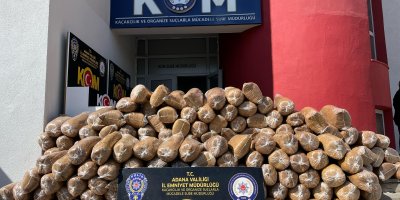 Adana'da araçta 1 ton kaçak kıyılmış tütün ele geçirildi