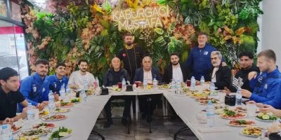 Yüreğir Demirspor Kulübü Moral Yemeğiyle Kenetlendi: Ömer Faruk Talaş’tan Hat-Trick Çağrısı