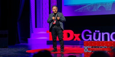 Gazeteci Mehmet Uluğtürkan, TEDx Gündoğdu'da konuştu