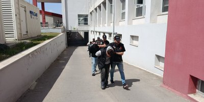 Adana'da kilolarca uyuşturucu ele geçirildi: 53 kişi gözaltına alındı