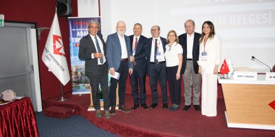 Kadın sağlığı alanında bilimsel gelişmeler Adana'da masaya yatırıldı