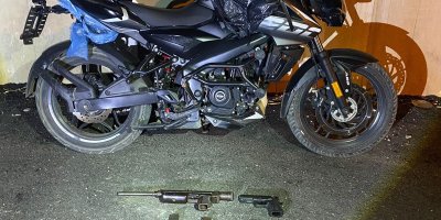 Saldırıya gideceklerdi, silahlarla yakalanıp tutuklandılar