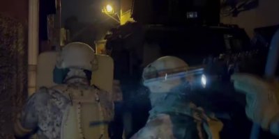 Adana merkezli 23 ilde silah kaçakçılığı operasyonu: 21 kişi tutuklandı