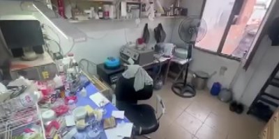 Adana'da merdiven altı diş kliniğine operasyon