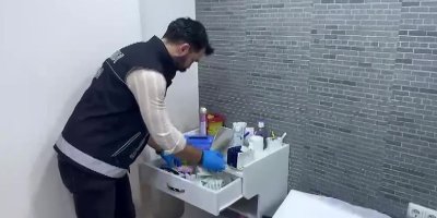 Adana'da yasadışı kliniklere operasyon: Binlerce ilaç ve tıbbi cihaz ele geçirildi