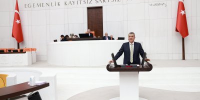 "Kimsesiz çocuklara bağışlanan kıyafetleri yağmaladılar"