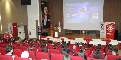 ATÜ’de "Milli Teknoloji Hamlesi" söyleşisi