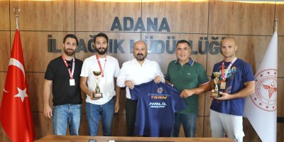 Nacar, şampiyonları kutladı