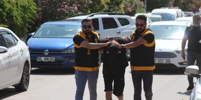 Ters yöne girip kadın sürücüye küfretmişti: "El kol yaptı, tahrik etti" savunması yaptı