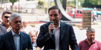 CHP Adana İl Örgütü, Tutuklanan Belediye Başkanları ile Dayanışmak için Bayramlaşma Törenini Belediyelerde Gerçekleştirdi.