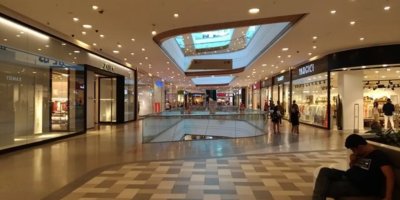 Adana'da ilginç uygulama! 21 yaş altı giremez!