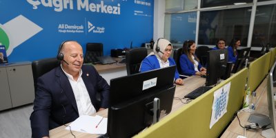 Başkan Demirçalı Çağrı Merkezi’nde Telefonları Cevapladı