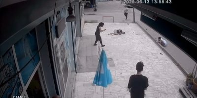 Adana'da iki ayrı kazada 2'si ağır 3 kişi yaralandı