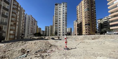 Adana'da Ekim Apartmanı'nın depremde yıkılmasına ilişkin 3 sanığa hapis