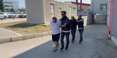 Adana'da 1 milyon liralık kaçak sigara operasyonu: 2 kişi tutuklandı